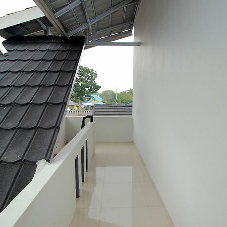 Oyo 739 Guest House Si Kancil Bengkulu Extérieur photo
