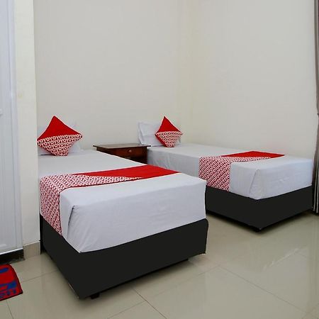 Oyo 739 Guest House Si Kancil Bengkulu Extérieur photo
