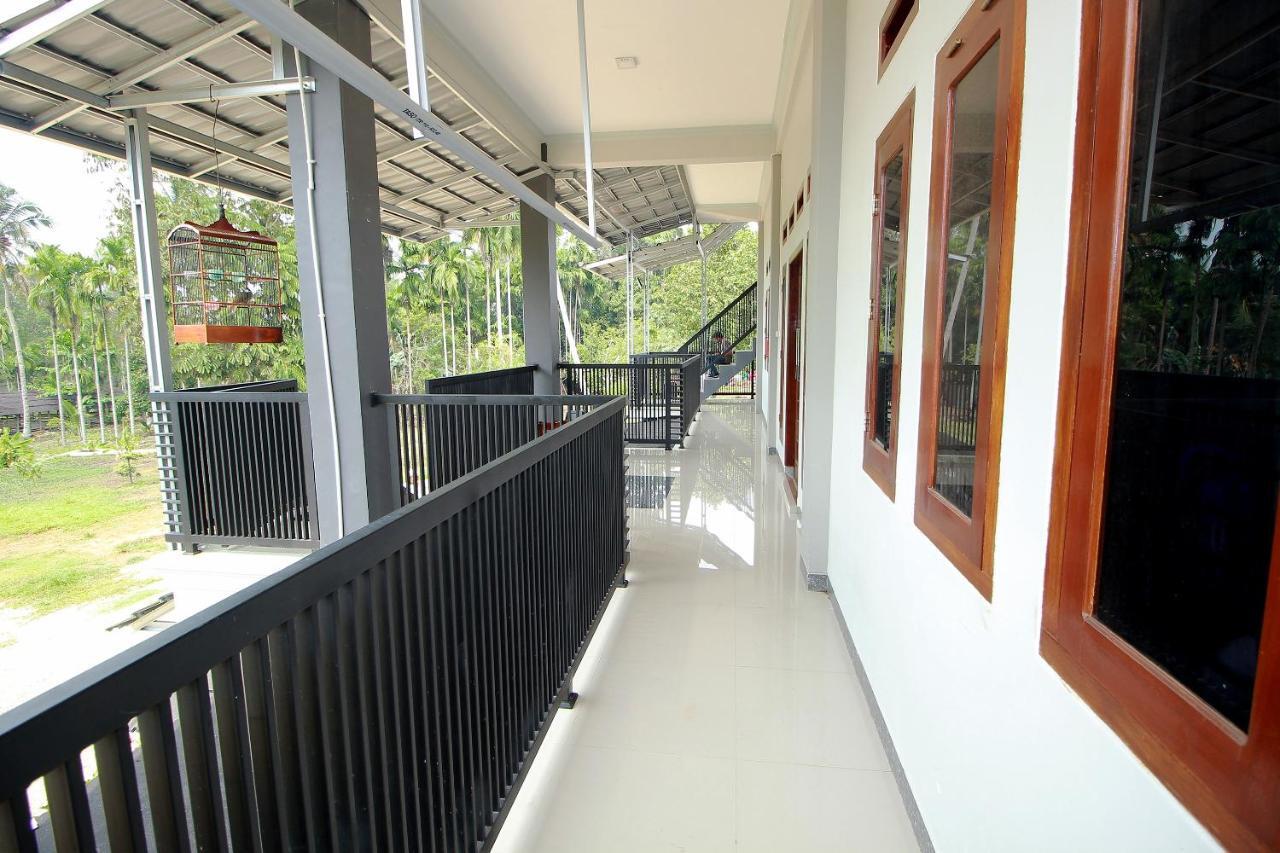 Oyo 739 Guest House Si Kancil Bengkulu Extérieur photo