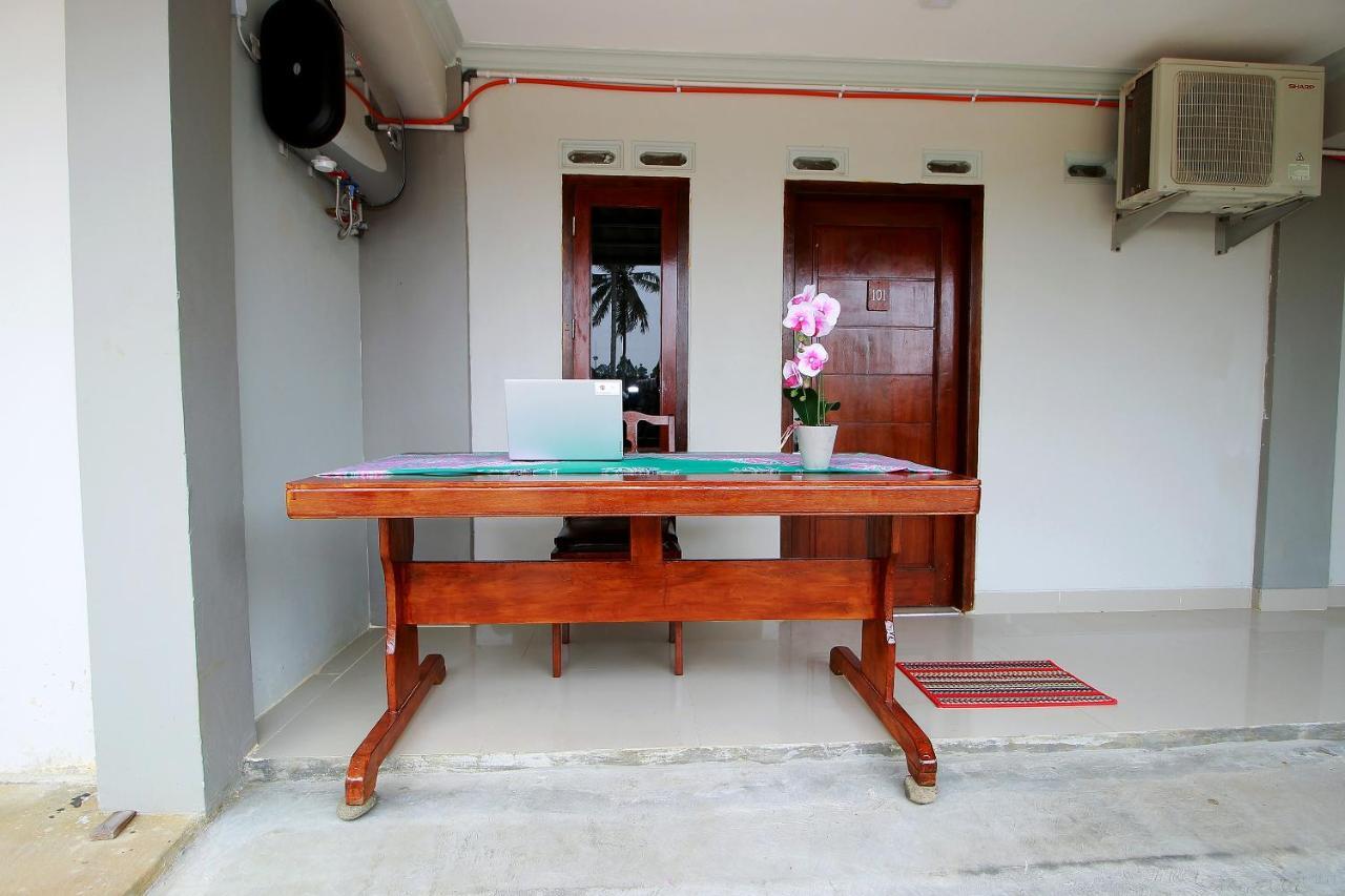 Oyo 739 Guest House Si Kancil Bengkulu Extérieur photo