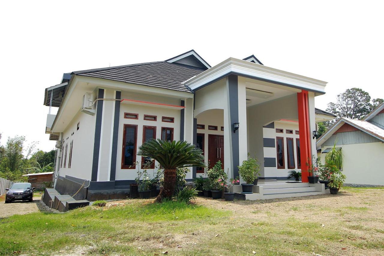Oyo 739 Guest House Si Kancil Bengkulu Extérieur photo