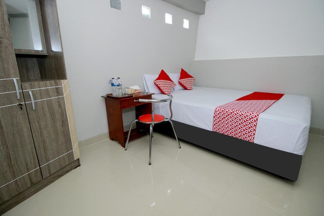 Oyo 739 Guest House Si Kancil Bengkulu Extérieur photo