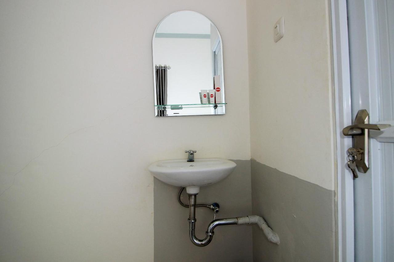 Oyo 739 Guest House Si Kancil Bengkulu Extérieur photo