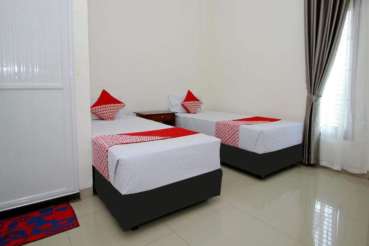 Oyo 739 Guest House Si Kancil Bengkulu Extérieur photo