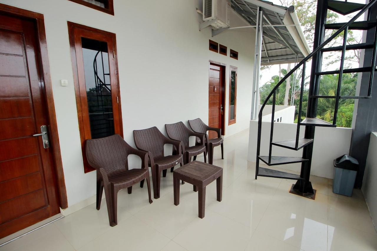 Oyo 739 Guest House Si Kancil Bengkulu Extérieur photo