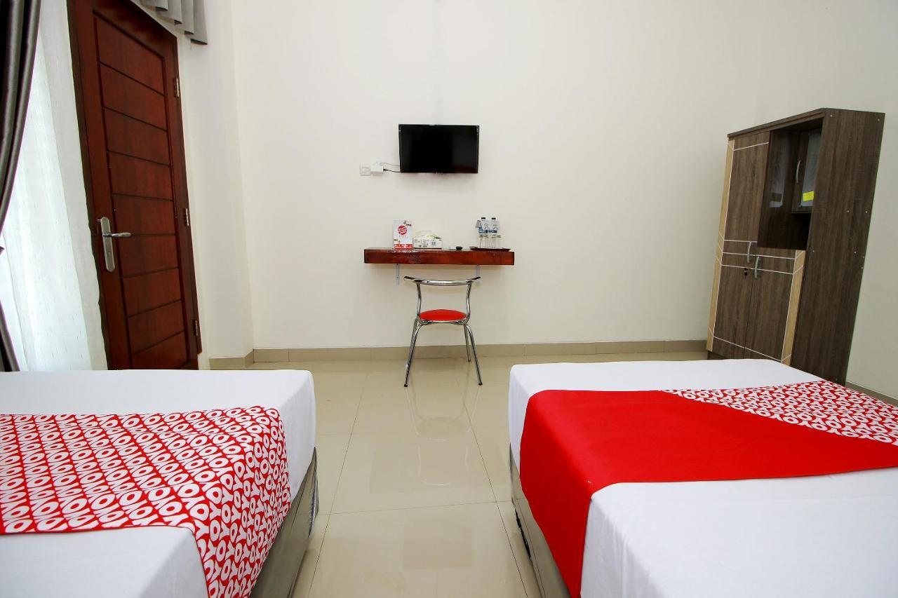 Oyo 739 Guest House Si Kancil Bengkulu Extérieur photo